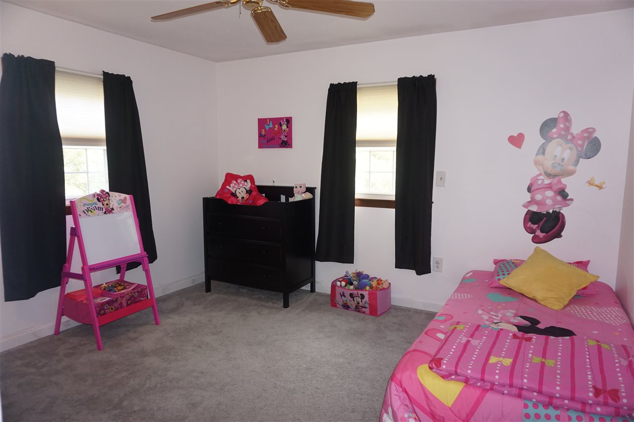 390 Main Dunstable Road Nashua, NH 03062 - Photo 21 of 35