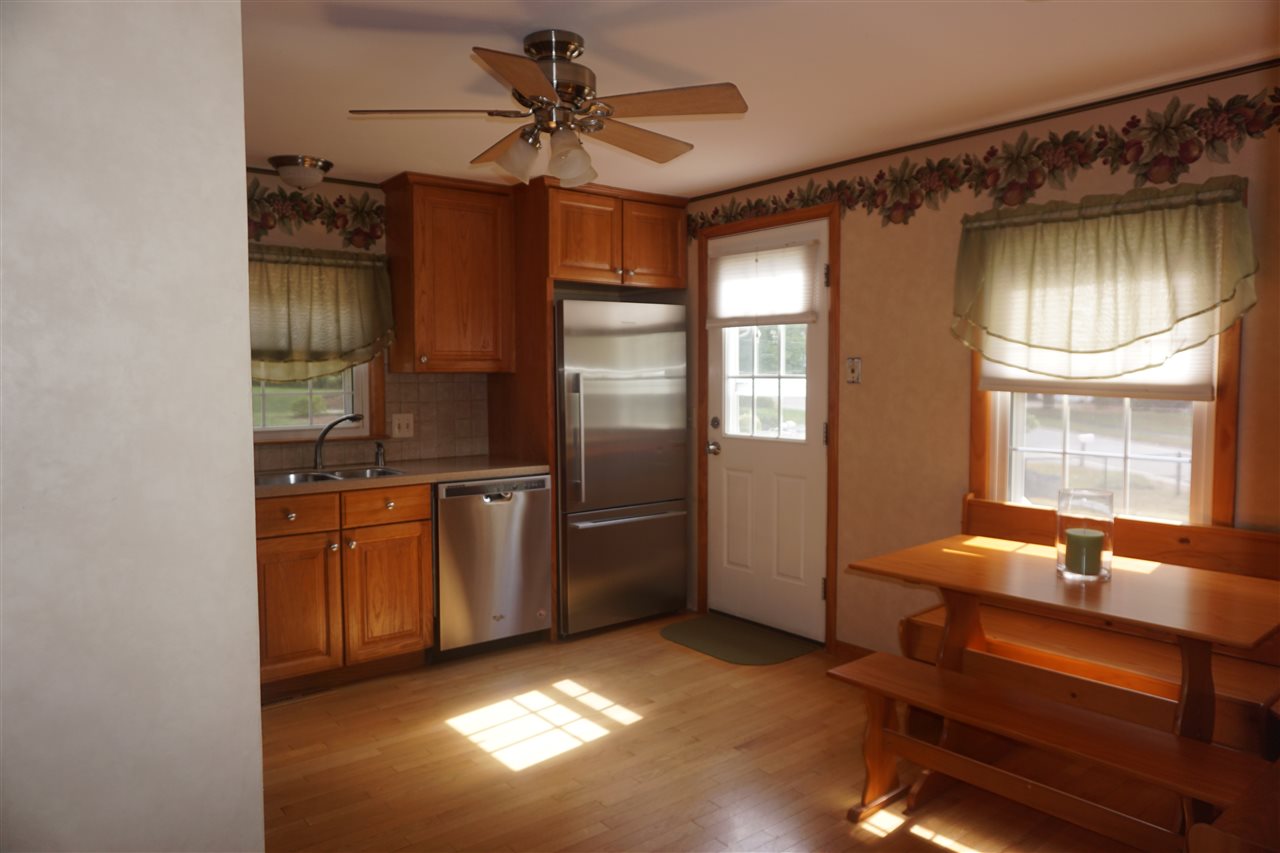 390 Main Dunstable Road Nashua, NH 03062 - Photo 10 of 35
