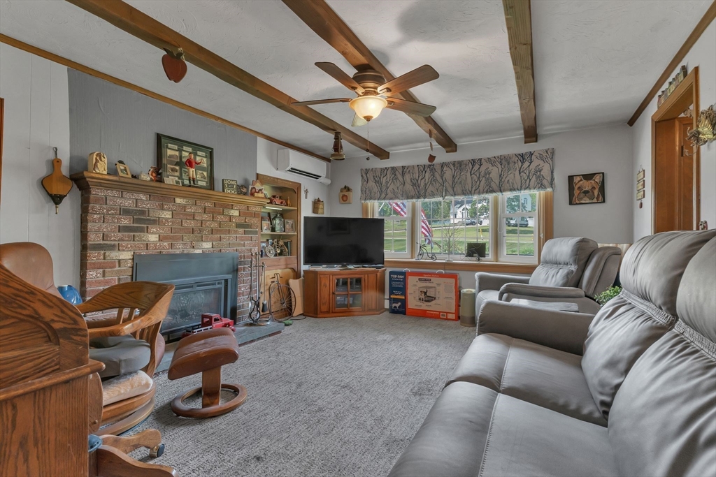 31 Fox Run Road Bellingham, MA 02019 - Photo 11 of 42