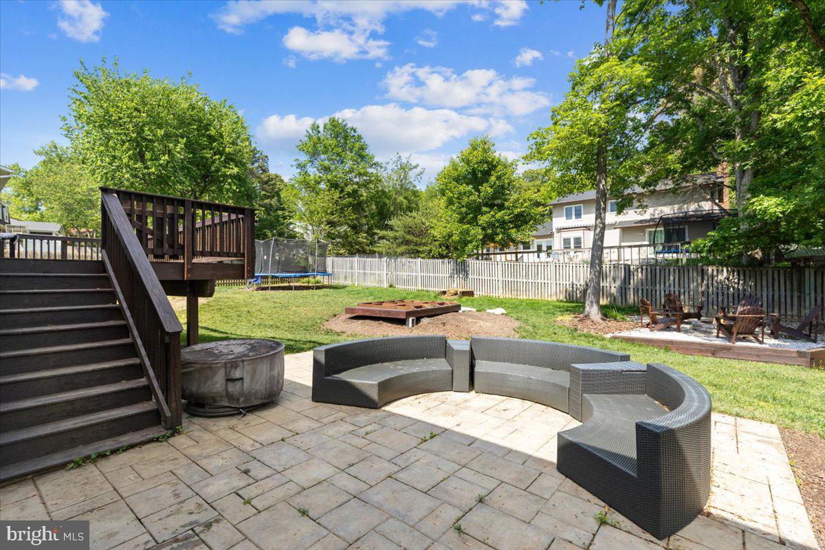 7001 Spur Road Springfield, VA 22153 - Photo 37 of 50