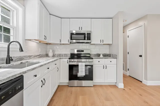 $420,000 | 20 Millstream Lane, Concord, NH 03303