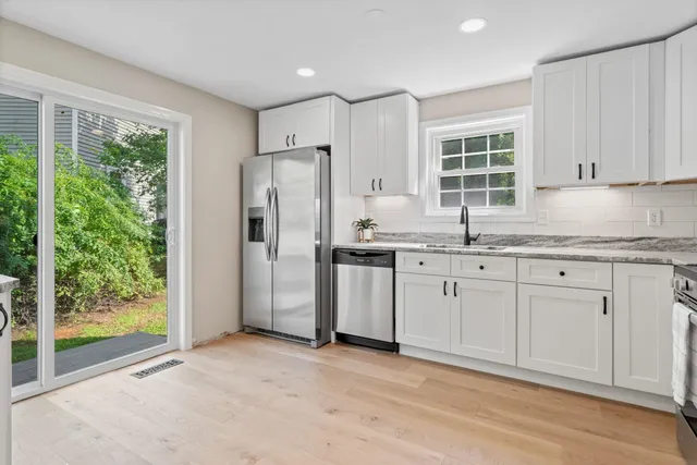 $420,000 | 20 Millstream Lane, Concord, NH 03303