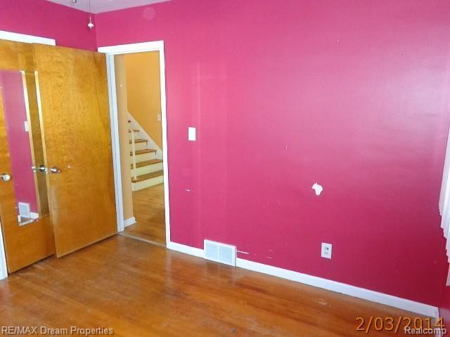 136 Amherst Street Inkster, MI 48141 - Photo 8 of 23 136 amherst (26).jpg