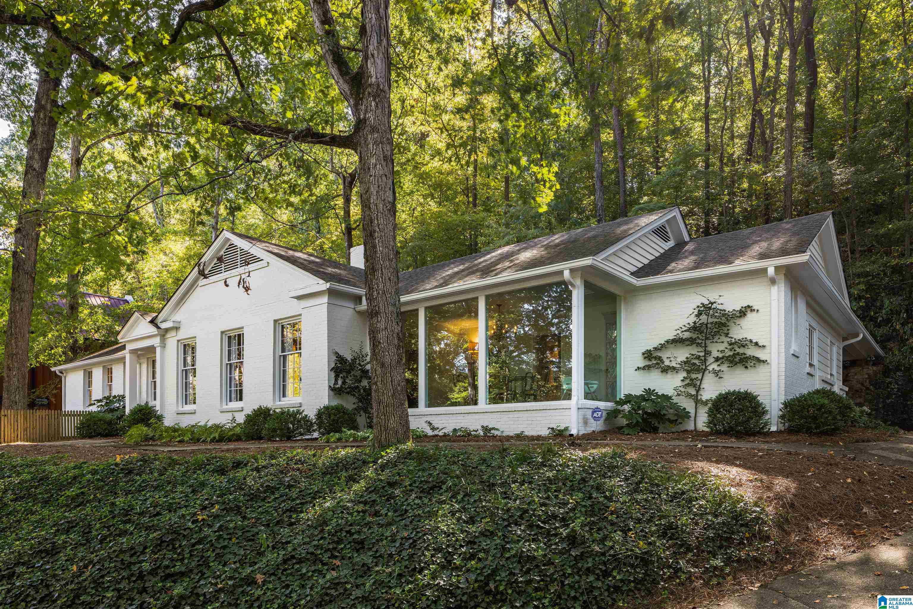 3303 Overbrook Road Birmingham, AL 35213 - Photo 5 of 43
