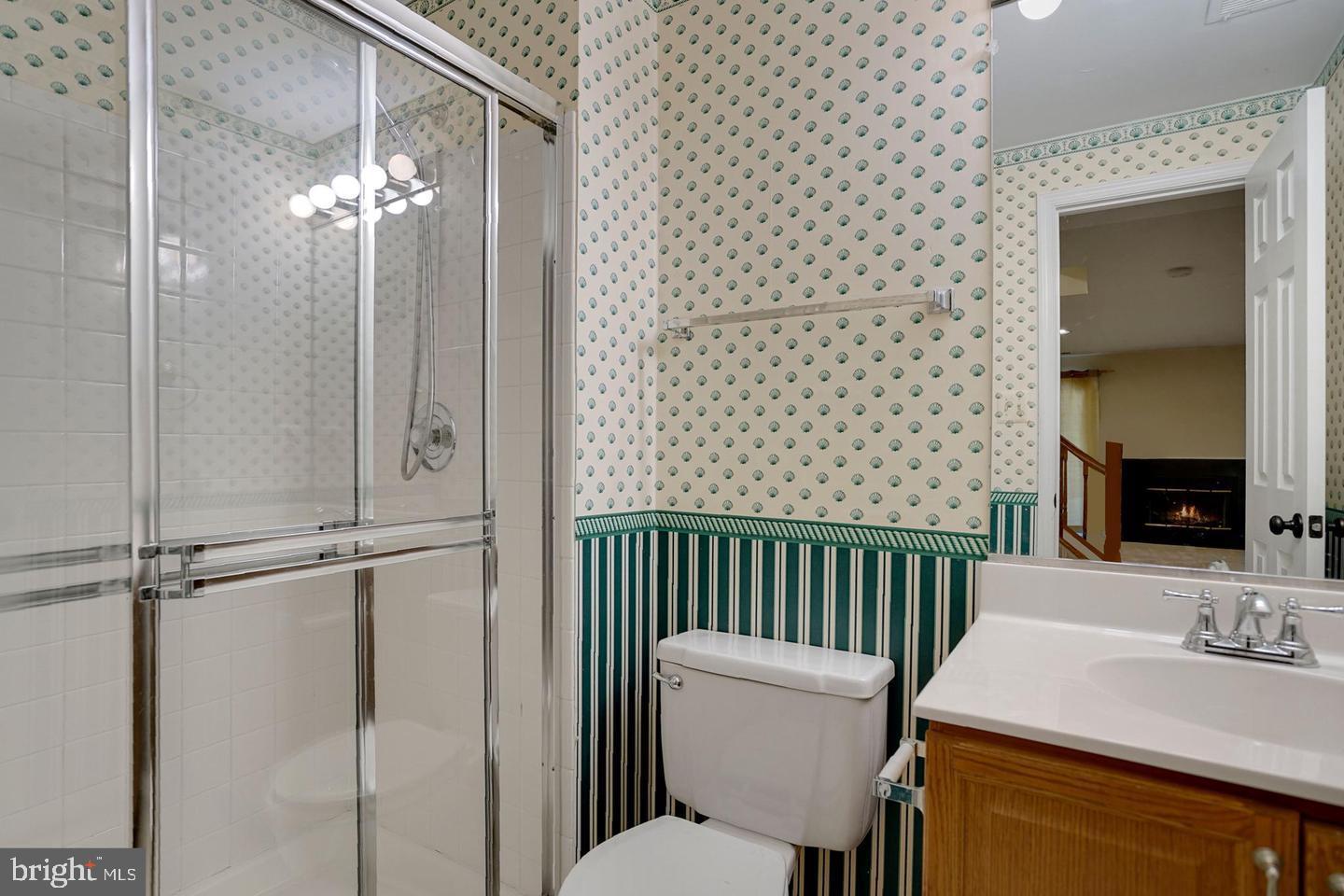 8890 Eagle Rock Lane Springfield, VA 22153 - Photo 9 of 20