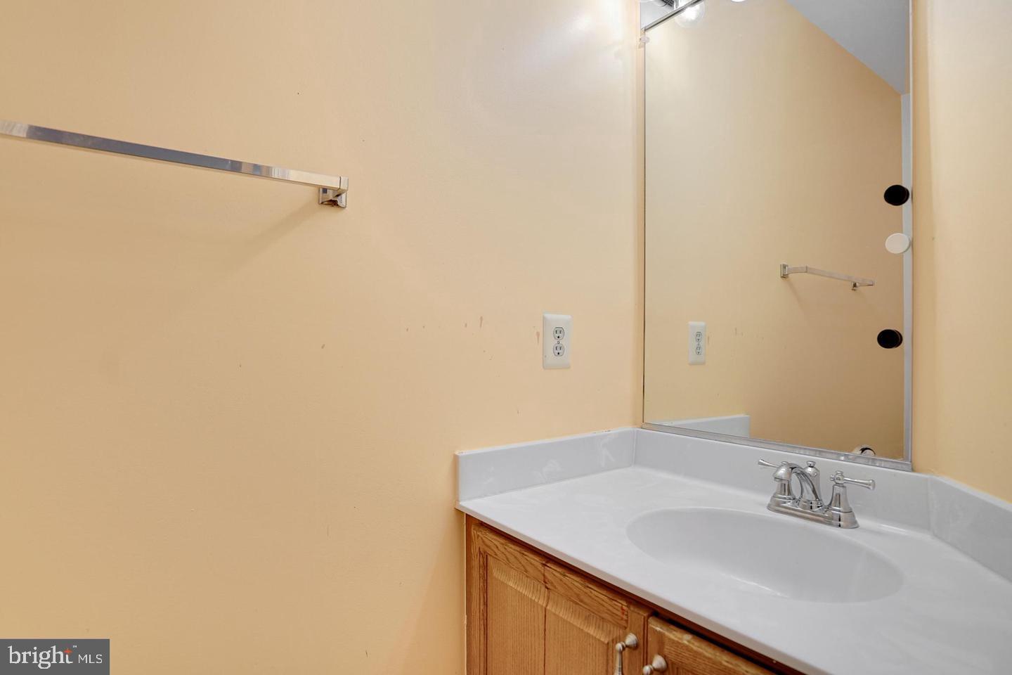 8890 Eagle Rock Lane Springfield, VA 22153 - Photo 10 of 20