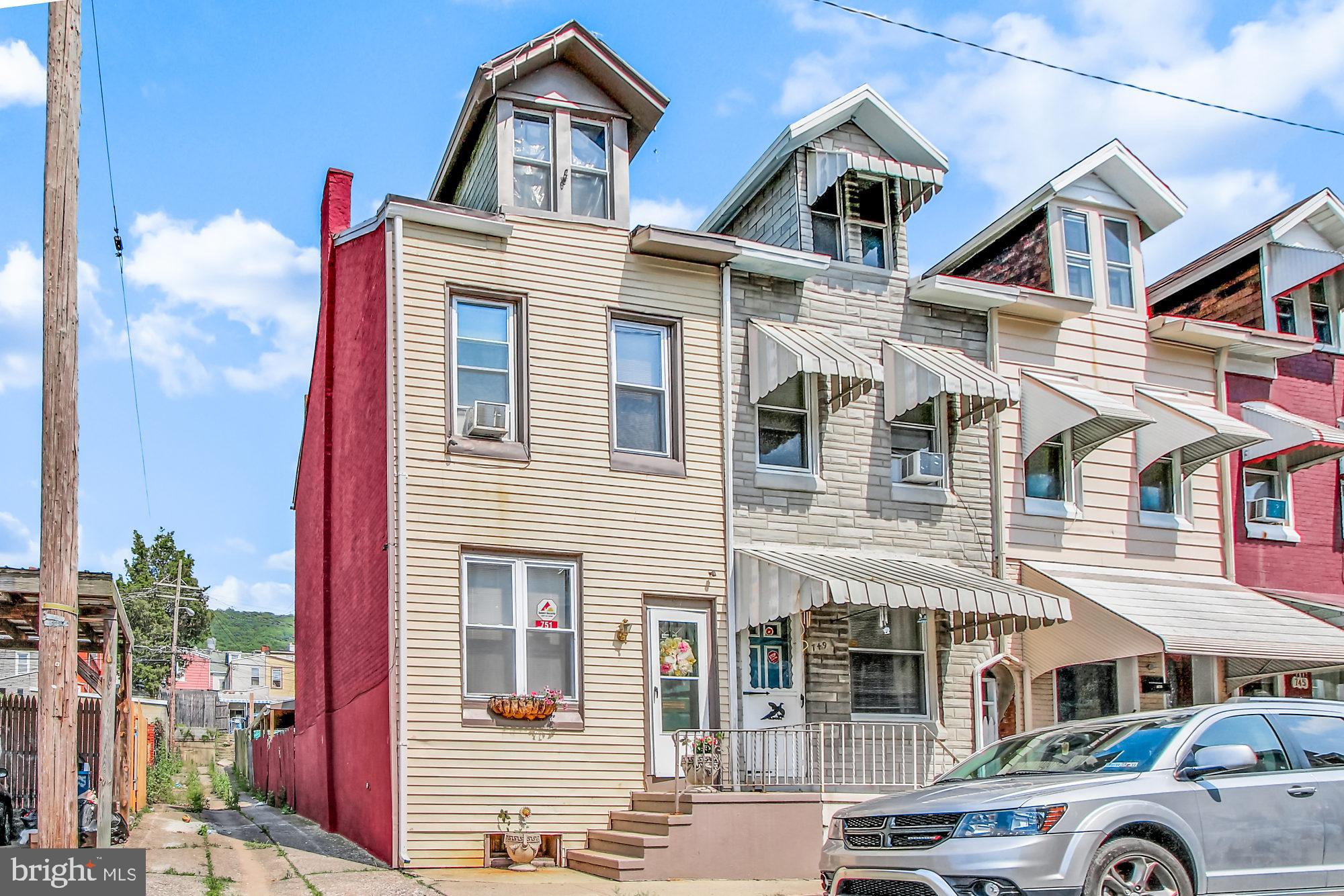 751 Locust Street Reading, PA 19604 - Photo 2 of 21 Gallery Image 2