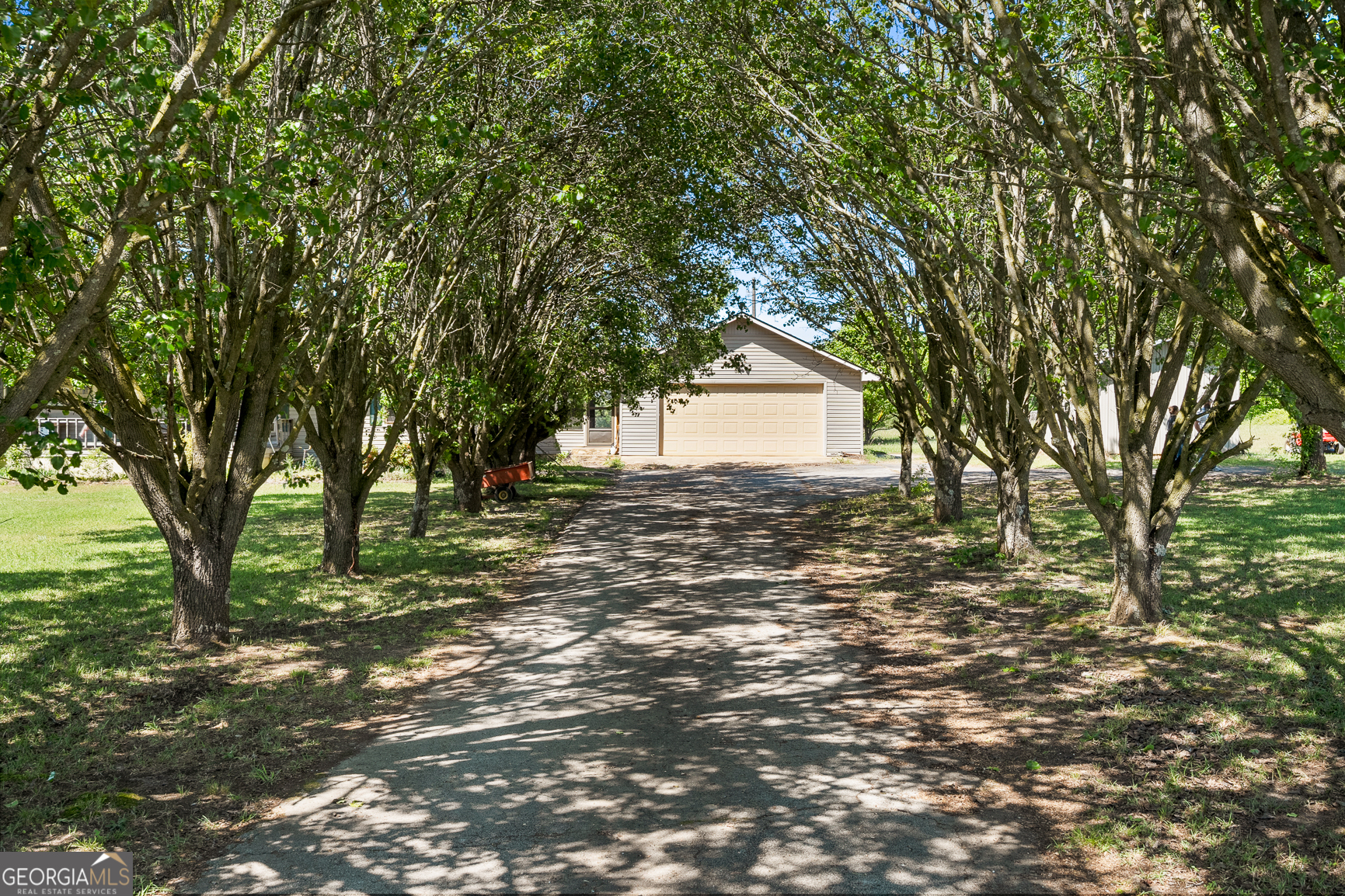 696 Hickory Crossing Road Hartwell, GA 30643 - Photo 5 of 33