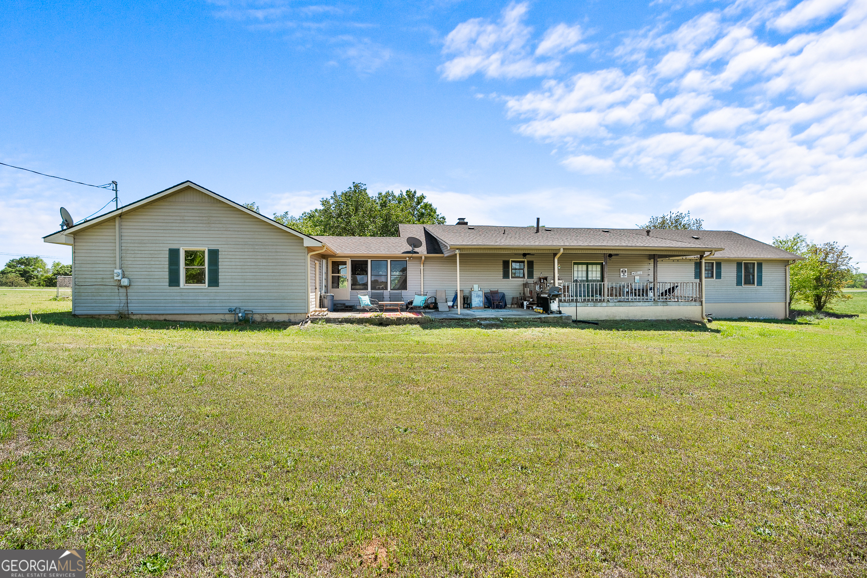 696 Hickory Crossing Road Hartwell, GA 30643 - Photo 9 of 33