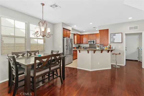 $658,000 | 814 Pyramid Court, Corona, CA 92878