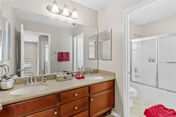 $658,000 | 814 Pyramid Court, Corona, CA 92878