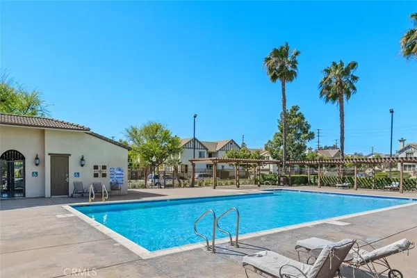 $658,000 | 814 Pyramid Court, Corona, CA 92878