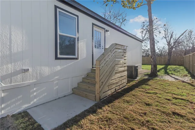 $215,000 | 495 Avenue C Somerville Tx 77879, Somerville, TX 77879