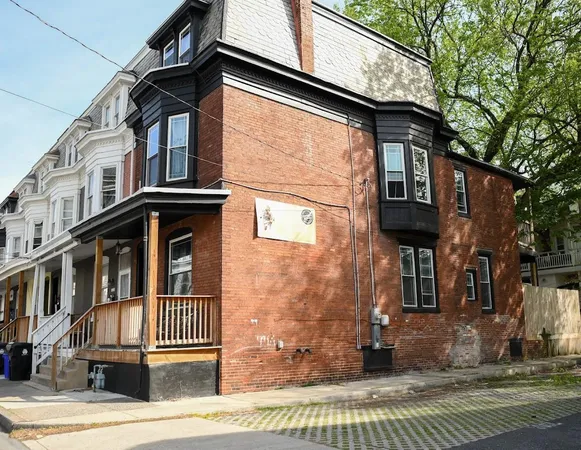 $174,900 | 2111 Penn Street, Harrisburg, PA 17110