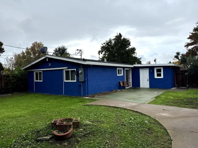$375,000 | 5925 Mendocino Boulevard, Sacramento, CA 95824