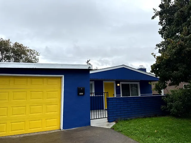 $375,000 | 5925 Mendocino Boulevard, Sacramento, CA 95824