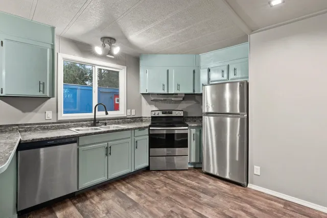 $73,000 | 35312 North Newport Highway, Unit 246, Chattaroy, WA 99003