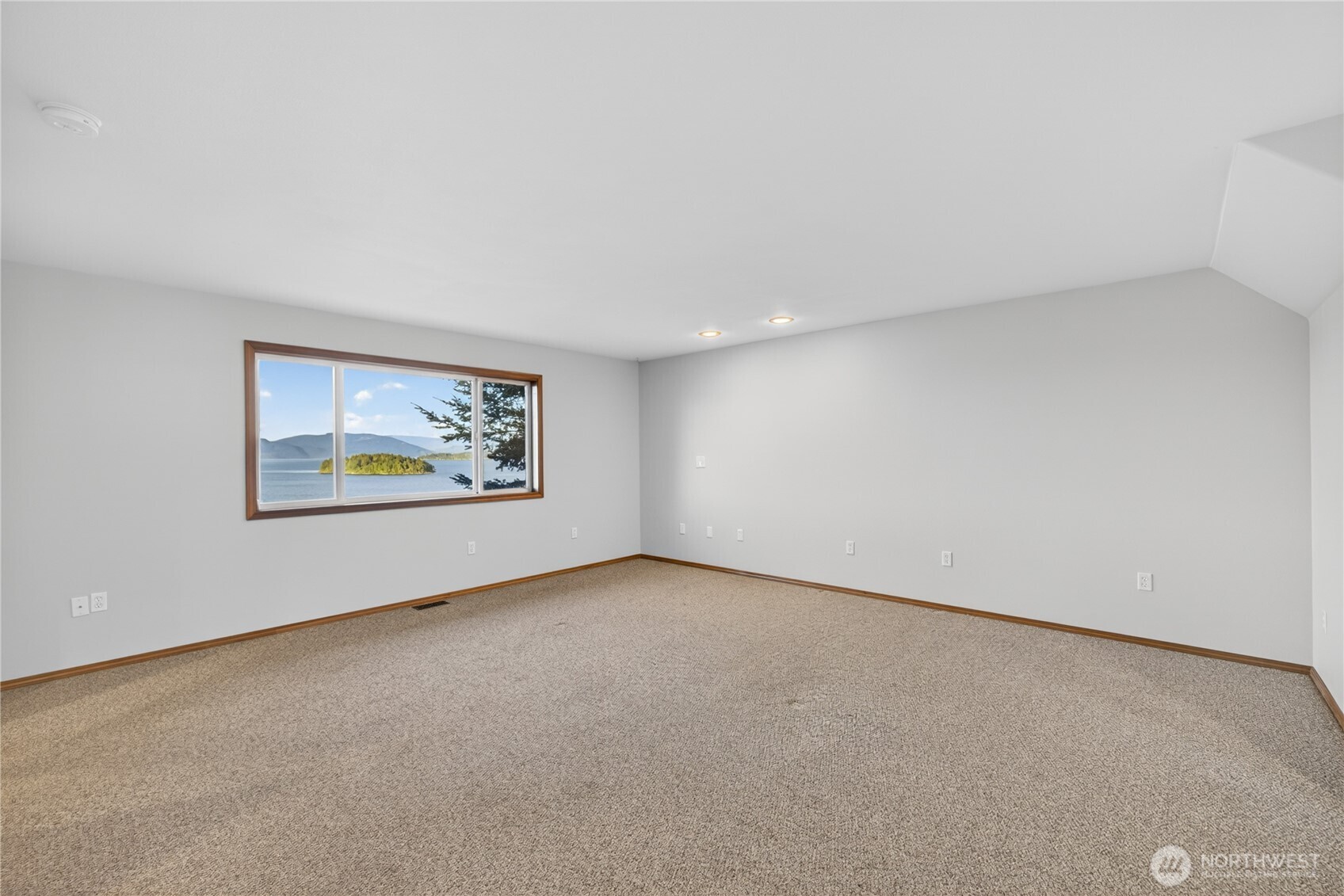 4623 Guemes Island Road Anacortes, WA 98221 - Photo 15 of 40