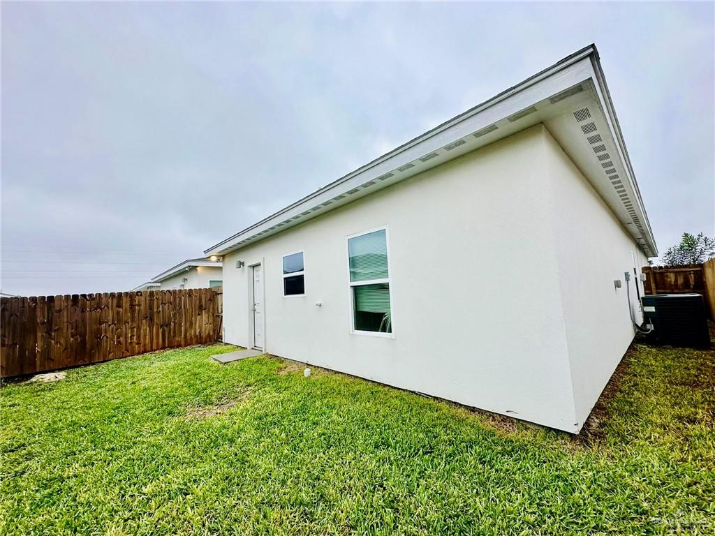 4904 North Crown Point, Unit 1 Pharr, TX 78577 - Photo 5 of 22 a view of a backyard with plants