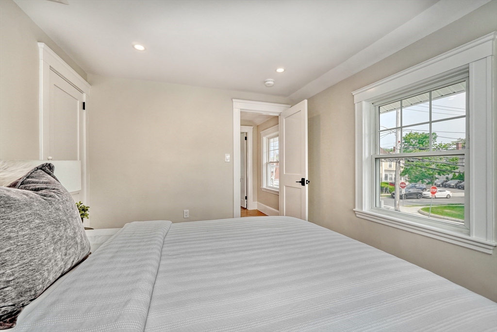 109 West Foster Street Melrose, MA 02176 - Photo 23 of 41
