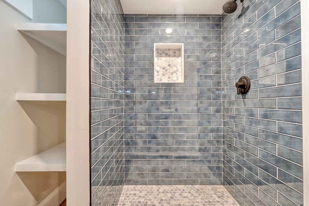 109 West Foster Street Melrose, MA 02176 - Photo 34 of 41