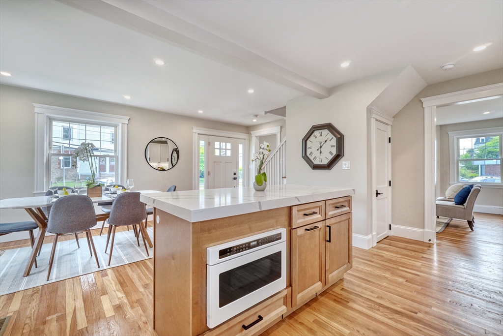 109 West Foster Street Melrose, MA 02176 - Photo 10 of 41