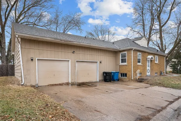 $150,000 | 1838 37th Street, Rock Island, IL 61201