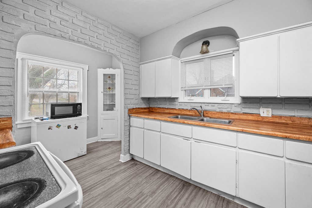 1838 37th Street Rock Island, IL 61201 - Photo 5 of 23