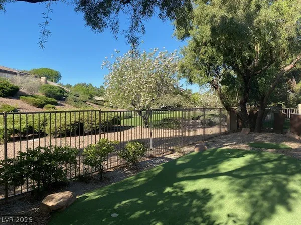 $3,600 | 9 Hammock Dunes Court, Henderson, NV 89052