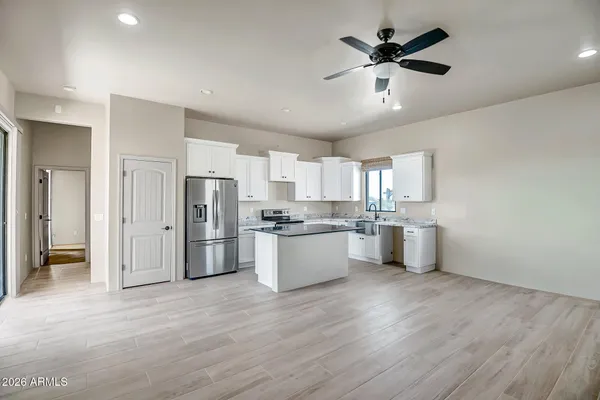 $1,474,900 | 1121 East Saddle Mountain Road, Phoenix, AZ 85086