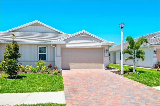 $420,000 | 1033 Tranquil Brook Drive, Naples, FL 34114
