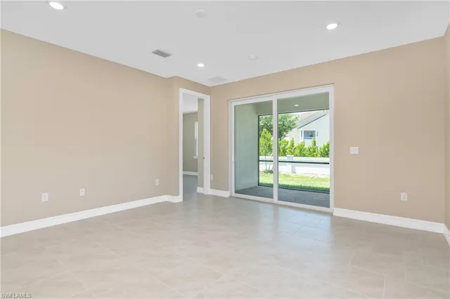 $420,000 | 1033 Tranquil Brook Drive, Naples, FL 34114