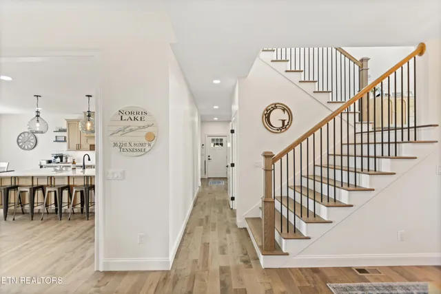 $1,375,000 | 888 Smokey Quartz Boulevard, New Tazewell, TN 37825