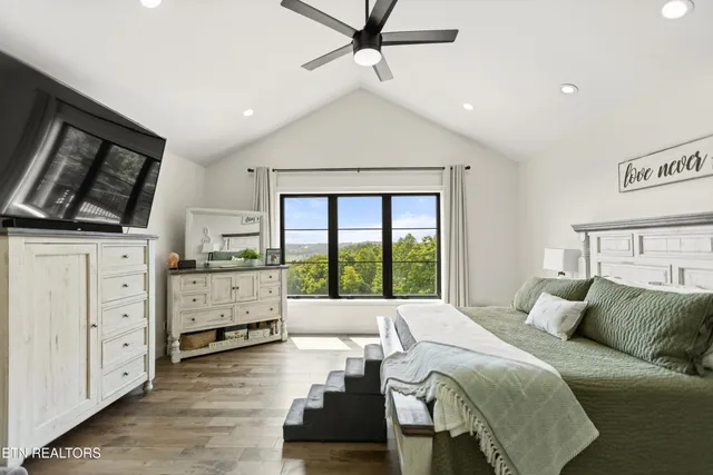 $1,375,000 | 888 Smokey Quartz Boulevard, New Tazewell, TN 37825