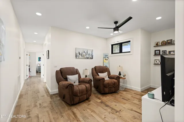 $1,375,000 | 888 Smokey Quartz Boulevard, New Tazewell, TN 37825