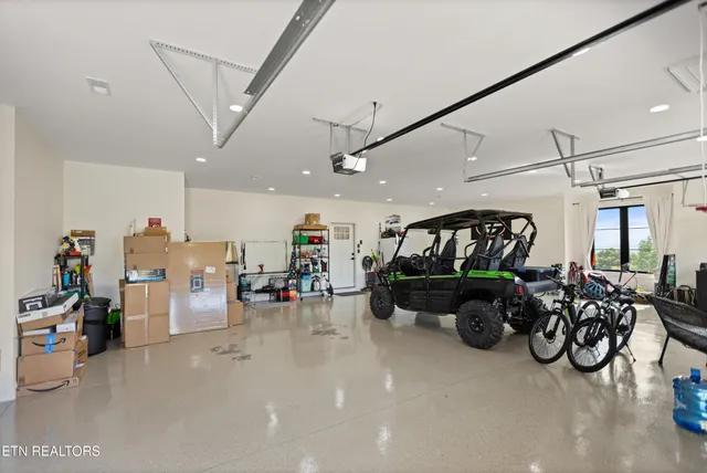 $1,375,000 | 888 Smokey Quartz Boulevard, New Tazewell, TN 37825