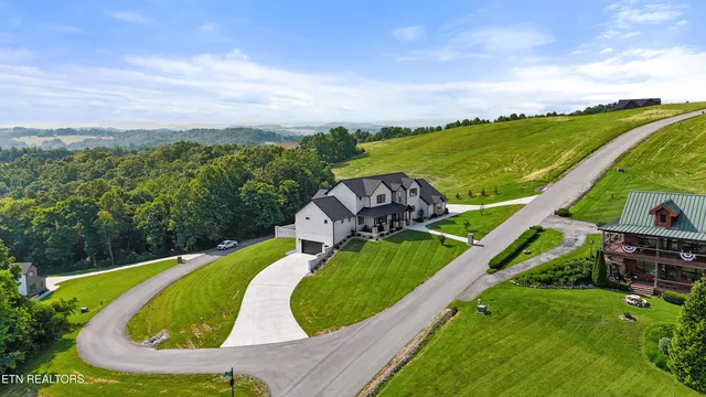 $1,375,000 | 888 Smokey Quartz Boulevard, New Tazewell, TN 37825