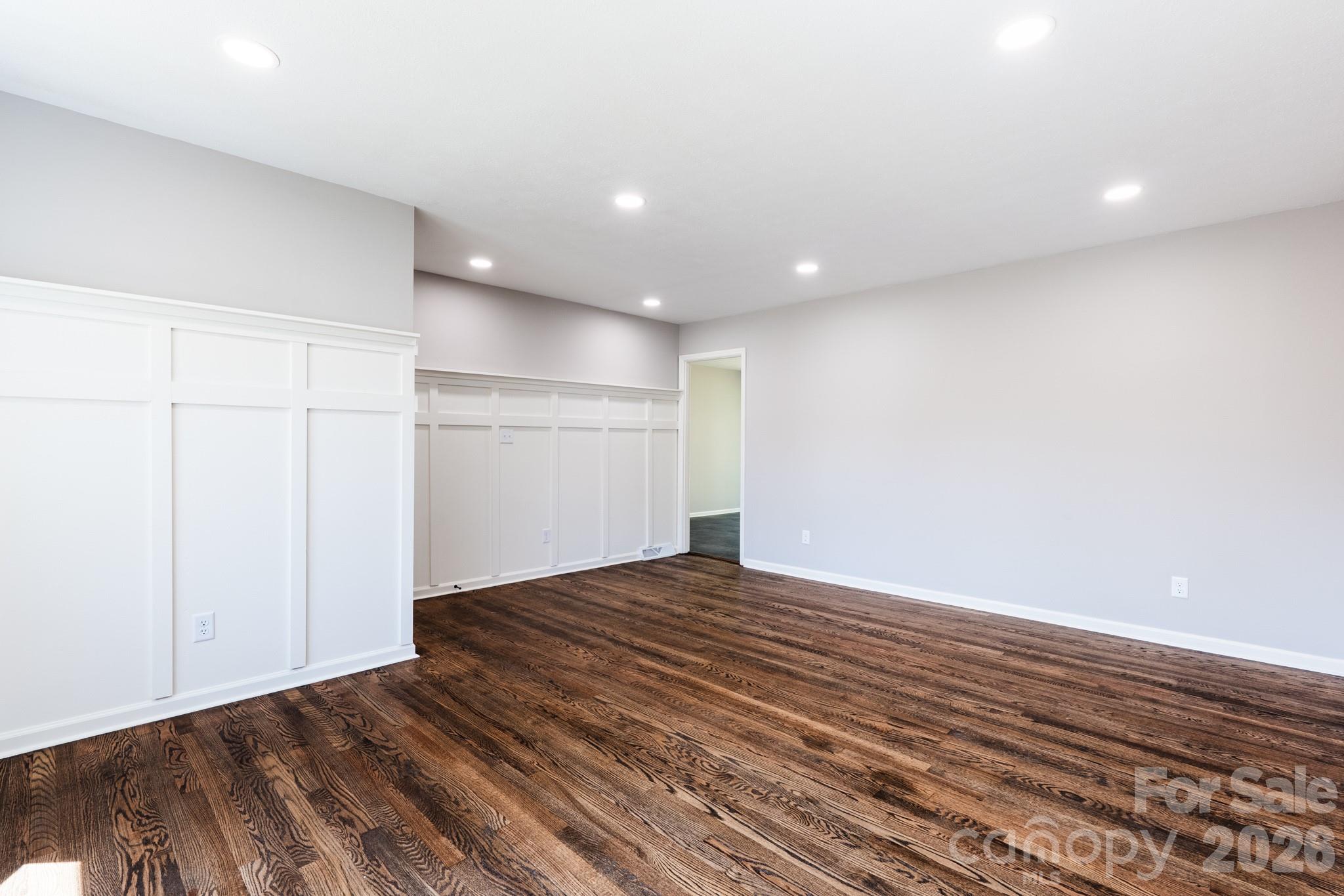 8 Hillview Road Asheville, NC 28805 - Photo 13 of 42