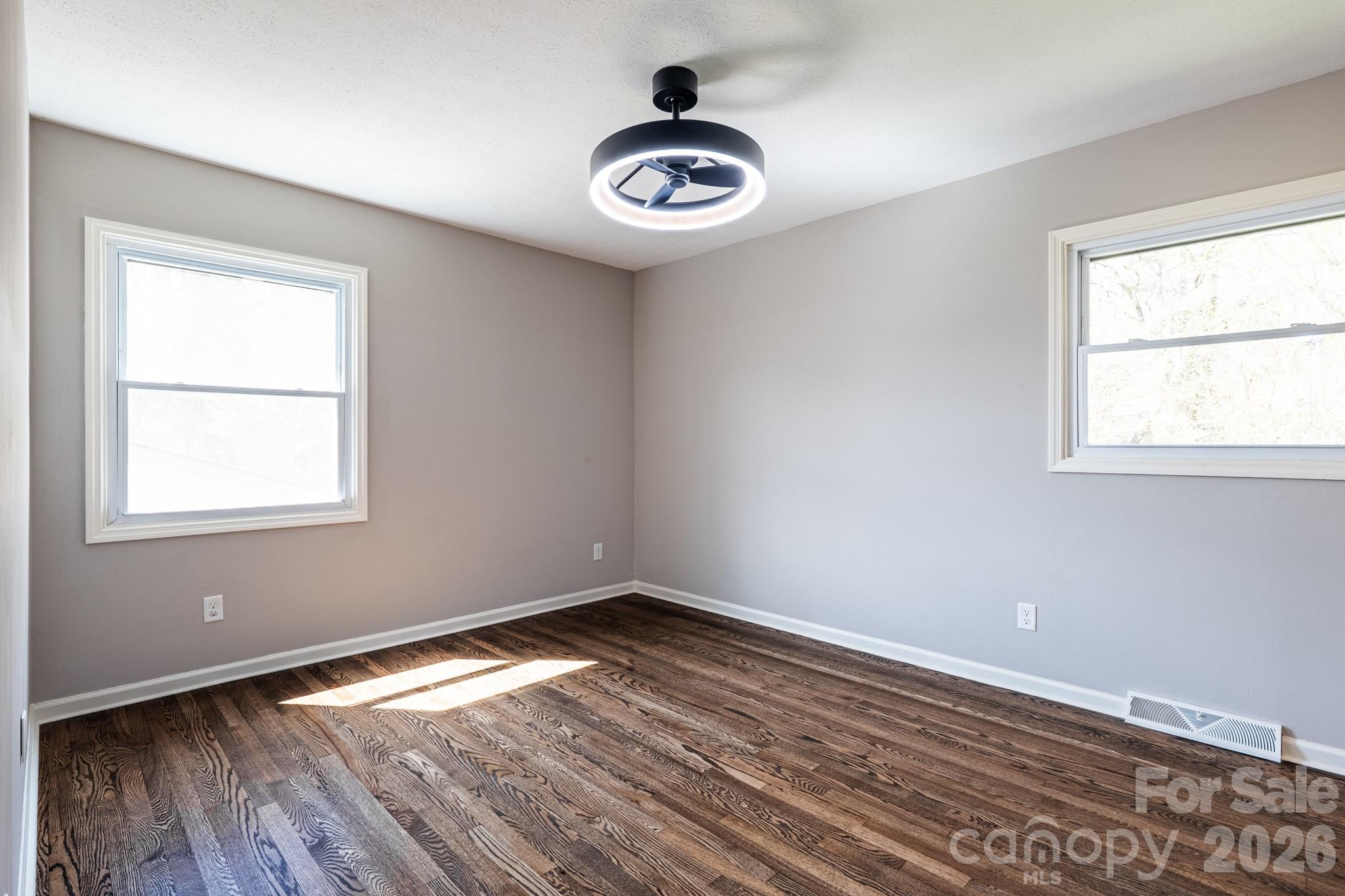 8 Hillview Road Asheville, NC 28805 - Photo 38 of 42