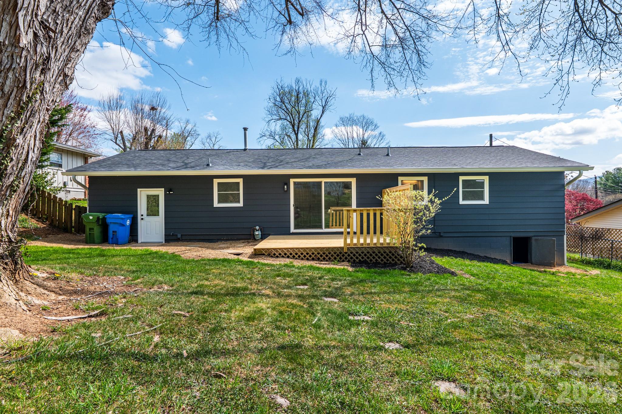 8 Hillview Road Asheville, NC 28805 - Photo 7 of 42