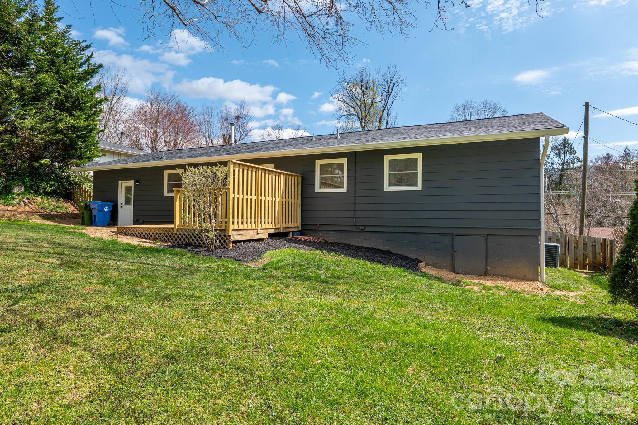 8 Hillview Road Asheville, NC 28805 - Photo 8 of 42