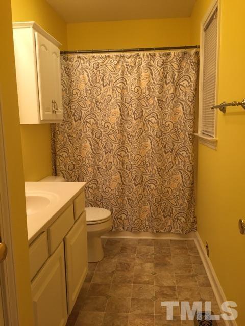 308 Cheeks Lane Graham, NC 27253 - Photo 8 of 25 Gallery Image 8