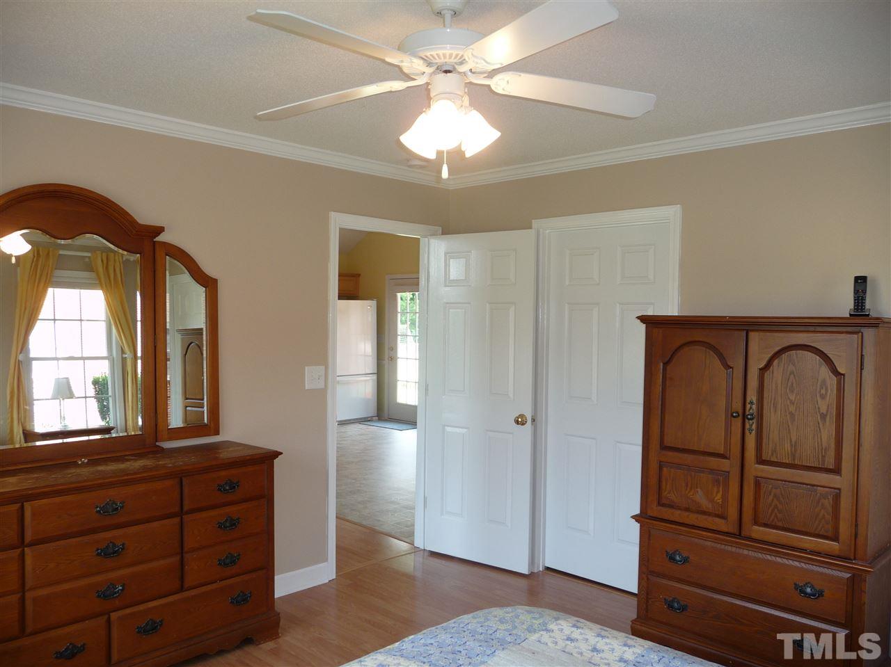 308 Cheeks Lane Graham, NC 27253 - Photo 9 of 25 Gallery Image 9