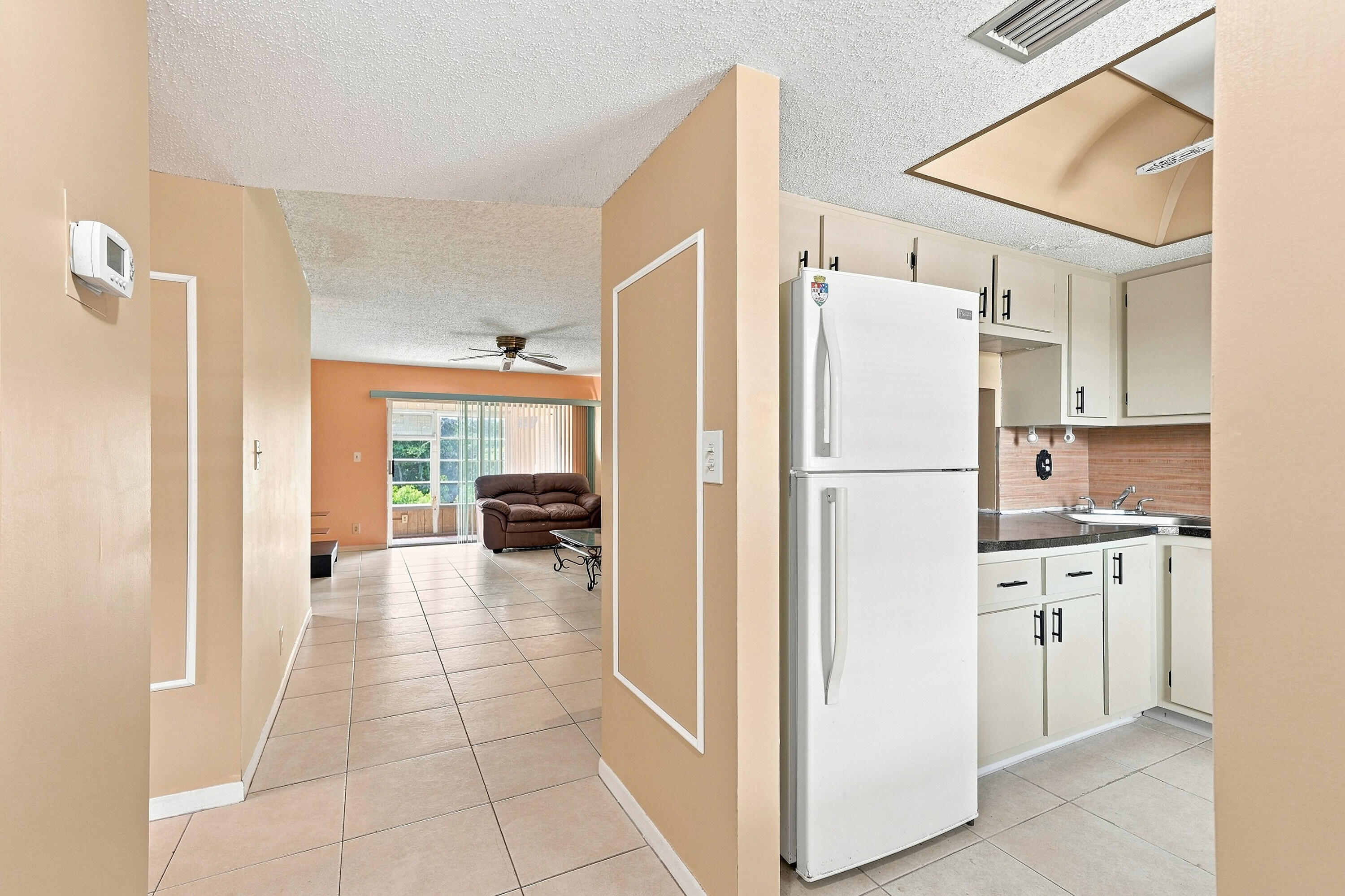 9200 Southwest 3rd Street, Unit 111 Boca Raton, FL 33428 - Photo 4 of 24 04_dsc05653
