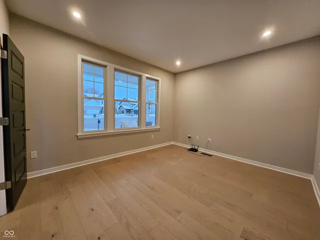 $5,000 | 228 Oakhurst Way, Westfield, IN 46074