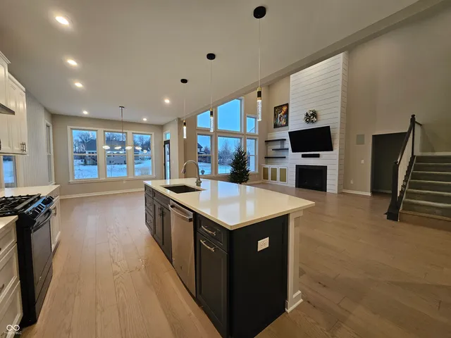 $5,000 | 228 Oakhurst Way, Westfield, IN 46074