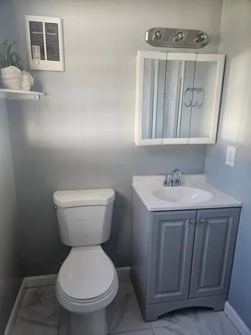 $2,580 | 23 Sussex Street, Unit 1, Saugus, MA 01906