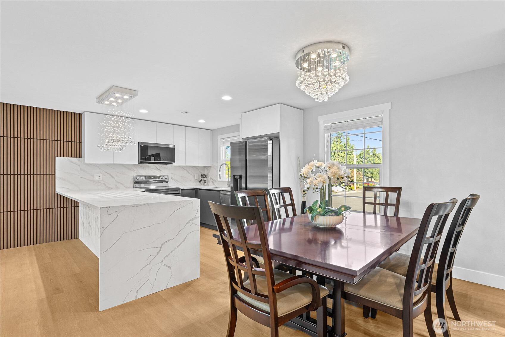 1112 Redmond Avenue Northeast Renton, WA 98056 - Photo 16 of 40