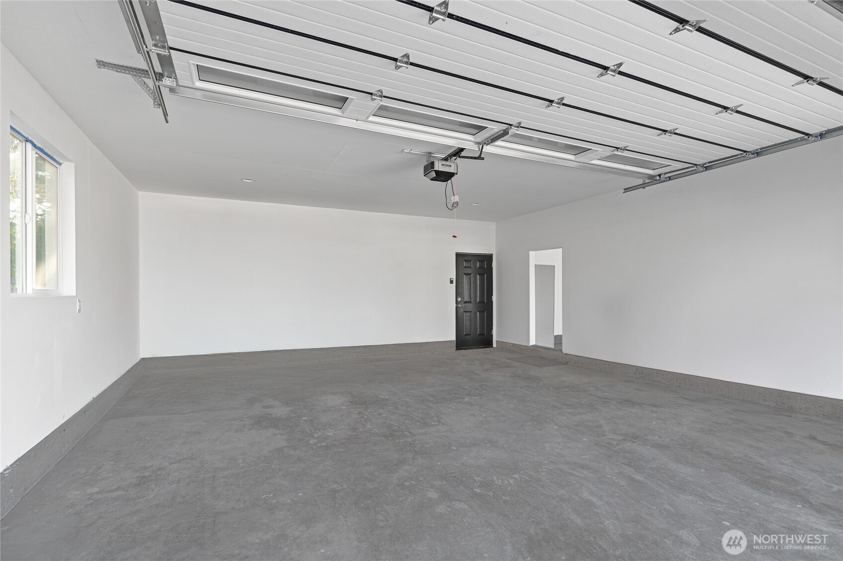 1112 Redmond Avenue Northeast Renton, WA 98056 - Photo 30 of 40