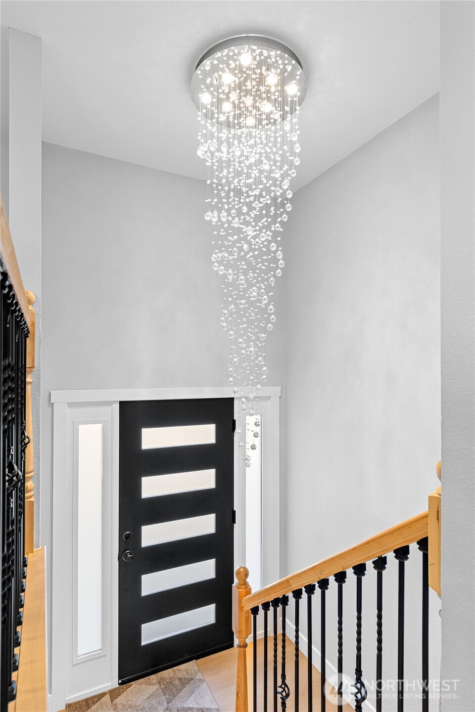 1112 Redmond Avenue Northeast Renton, WA 98056 - Photo 4 of 40